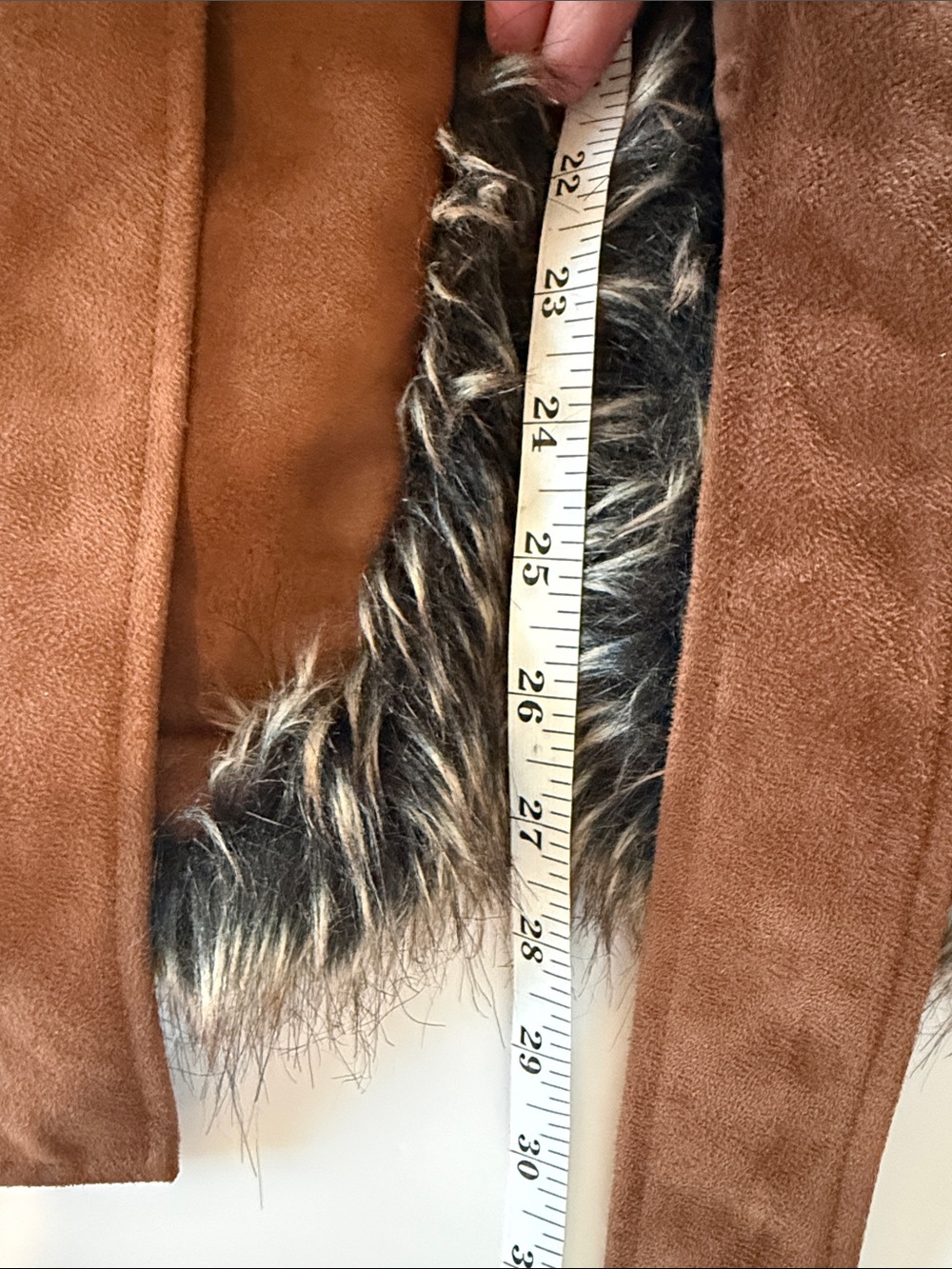 Ariat Brown Faux-Suede Vest with Faux-Fur Trim Size Small - Picture 7 of 9